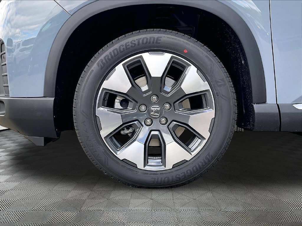 New 2026 Honda Pilot Touring image 8