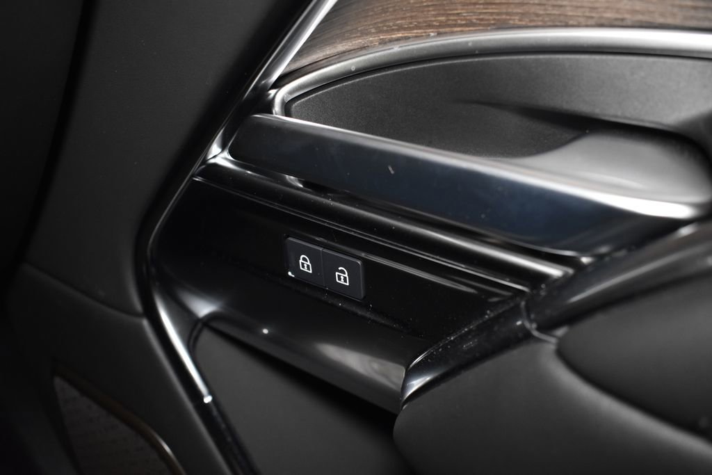 Used 2025 Land Rover Range Rover Autobiography image 46