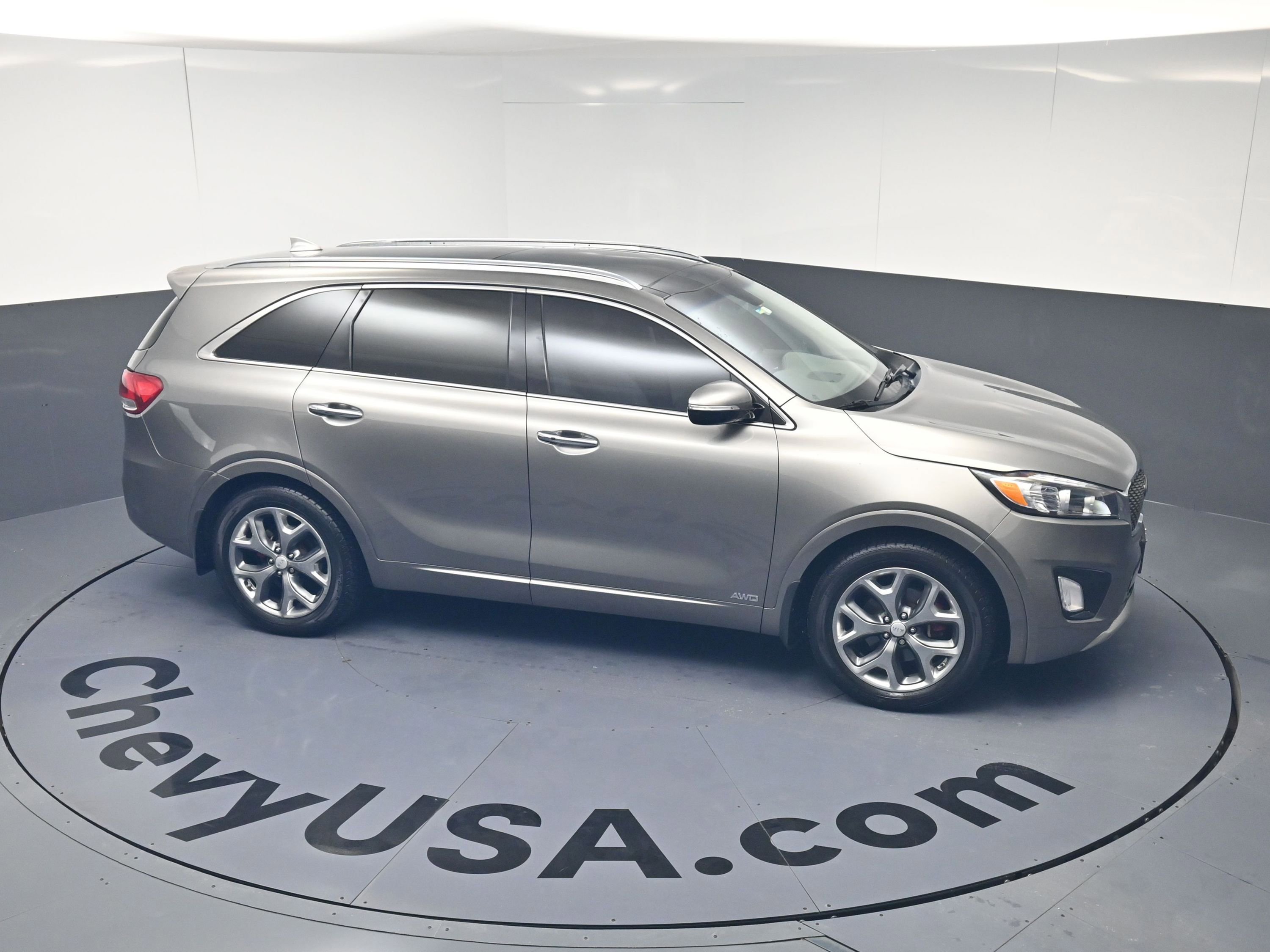 Used 2016 Kia Sorento SX image 22