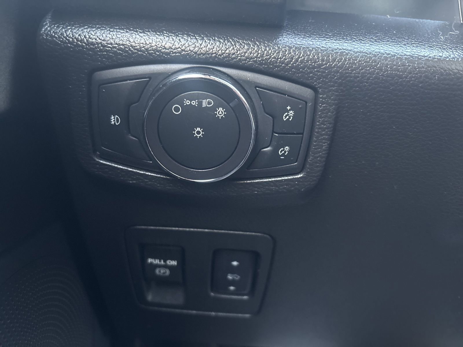 Used 2018 Ford Expedition Limited w/ Equipment Group 302A image 22