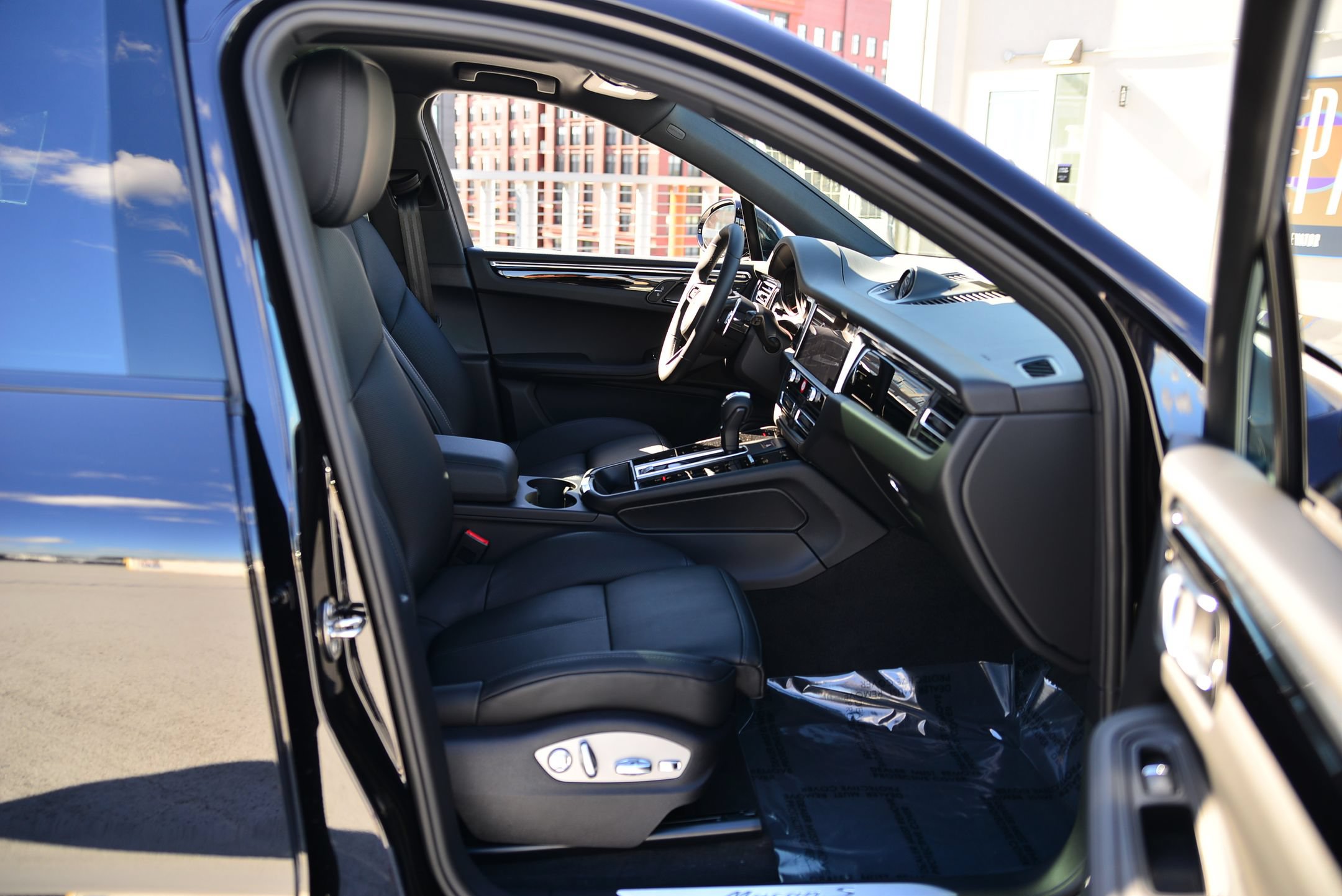 New 2026 Porsche Macan S AWD/4WD image 21