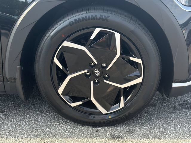 Certified 2024 Hyundai Ioniq 5 SE RWD image 14