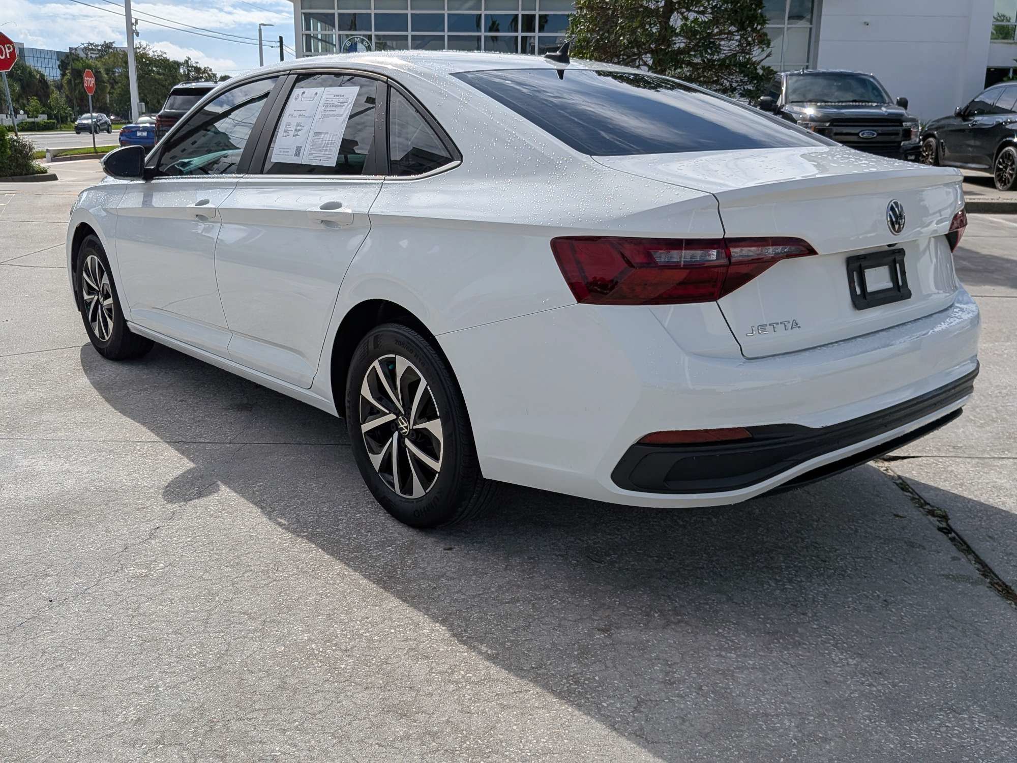 Used 2023 Volkswagen Jetta S FWD image 5