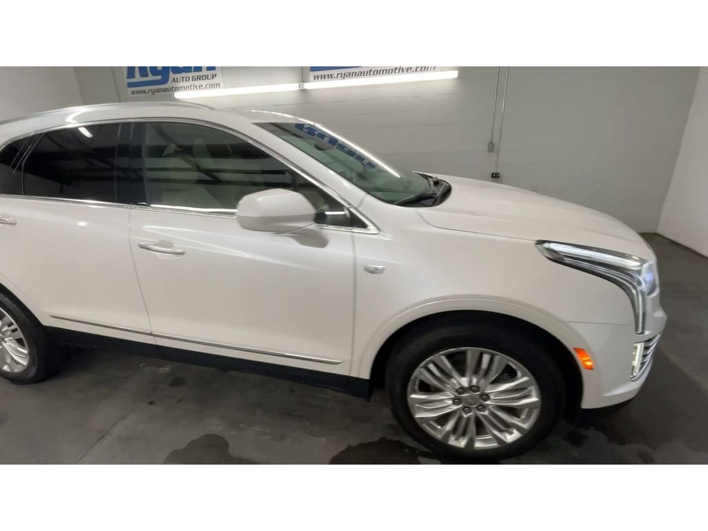 Used 2018 Cadillac XT5 Premium Luxury image 2