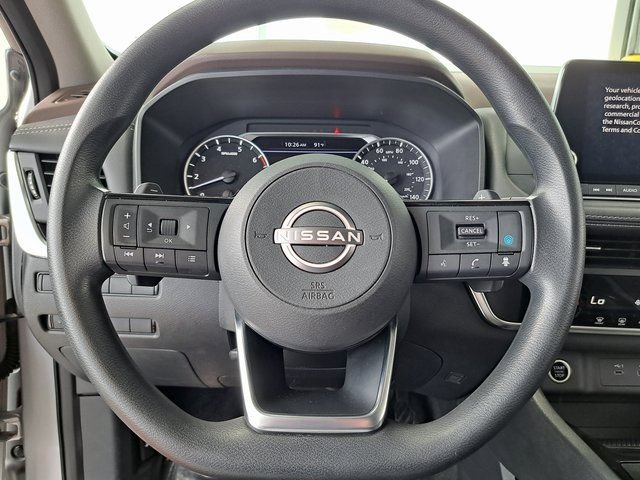 Used 2023 Nissan Rogue SV FWD image 10