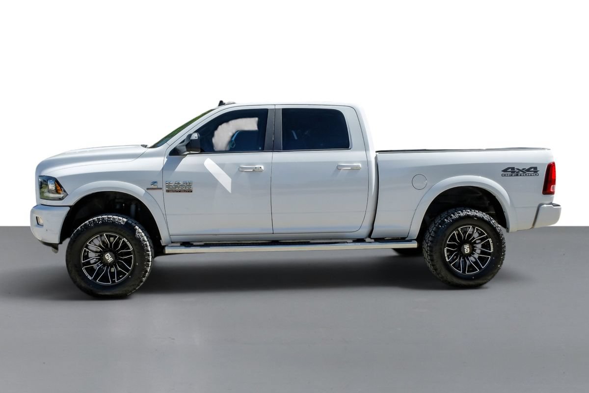 Used 2018 RAM 2500 Laramie w/ Sport Appearance Group AWD/4WD image 10