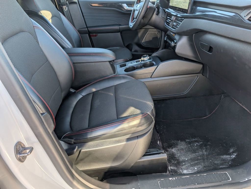 Used 2023 Ford Escape ST-Line w/ Tech Pack #1 image 47