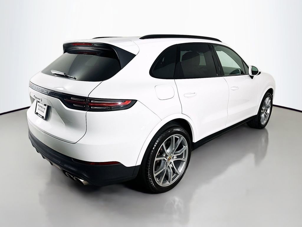 Certified 2019 Porsche Cayenne S image 9