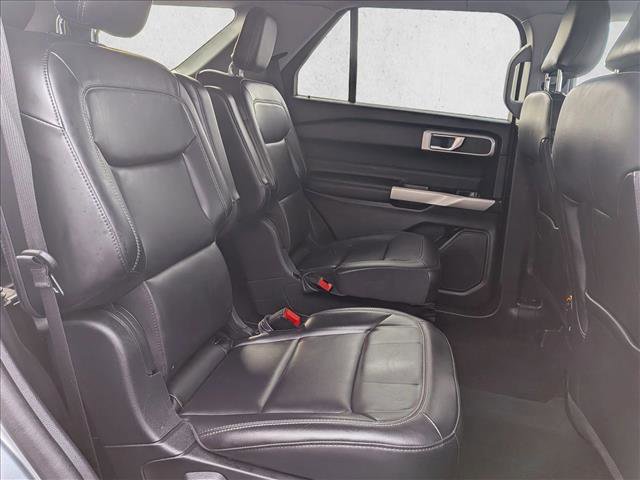 Used 2021 Ford Explorer XLT w/ Equipment Group 202A image 18