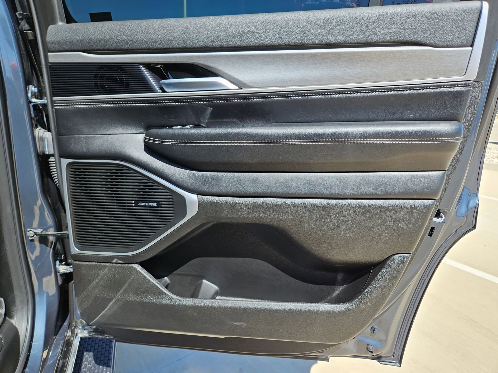 Certified 2025 Jeep Wagoneer Series II w/ Premium Group I image 25