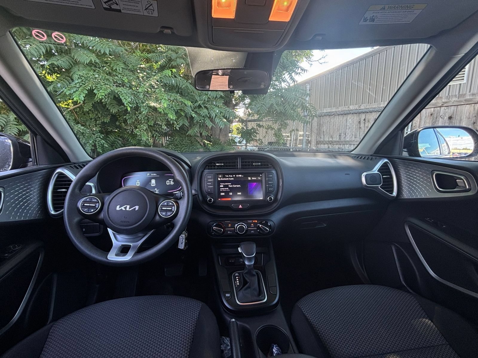 Used 2025 Kia Soul LX w/ LX Technology Package FWD image 29