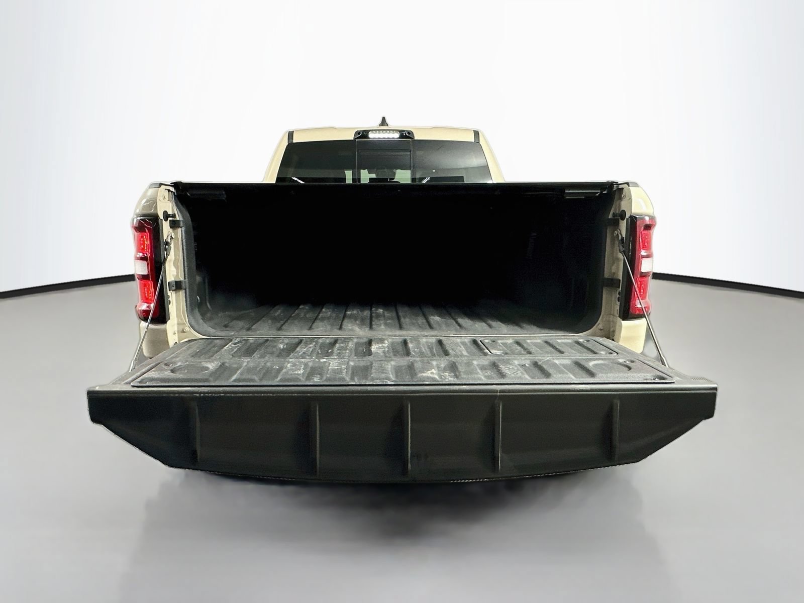 Used 2025 RAM 1500 Rebel w/ Rebel Level 2 Equipment Group AWD/4WD image 29