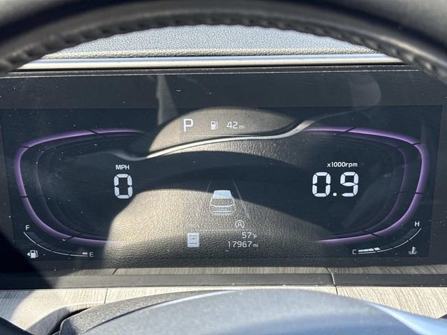 Used 2023 Kia Telluride EX w/ EX Captain's Chair Package FWD image 27