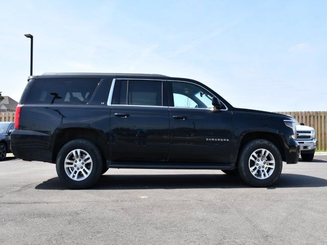 Used 2018 Chevrolet Suburban LT image 8