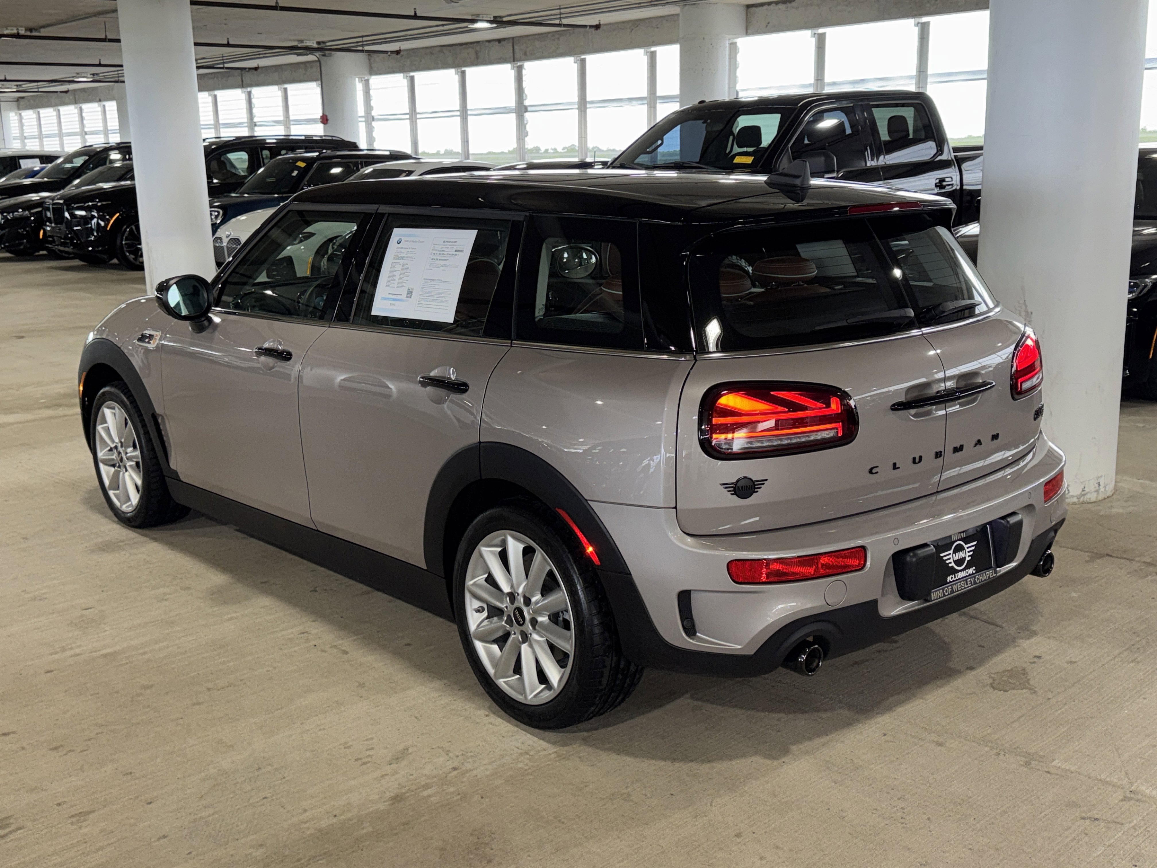 Used 2024 MINI Cooper Clubman S w/ Signature Upholstery Package image 6