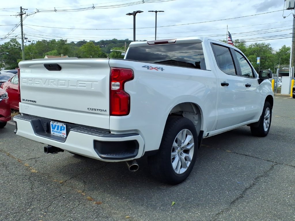 Used 2020 Chevrolet Silverado 1500 Custom w/ Custom Value Package AWD/4WD image 6