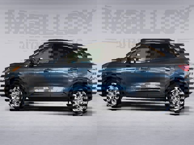 Used 2020 Ford Escape SE image 2