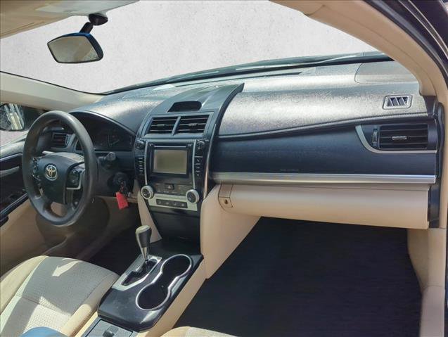 Used 2012 Toyota Camry LE FWD image 27