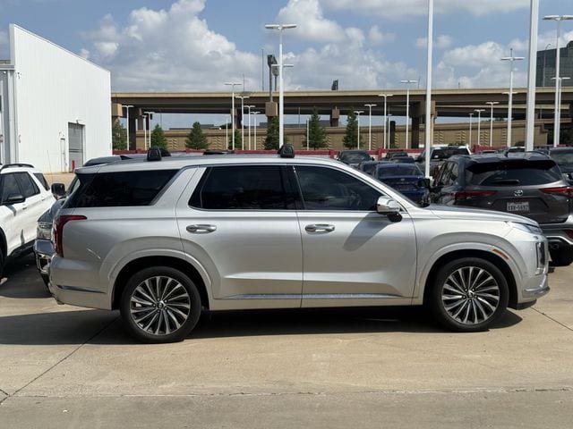 Used 2024 Hyundai Palisade Calligraphy AWD/4WD image 3