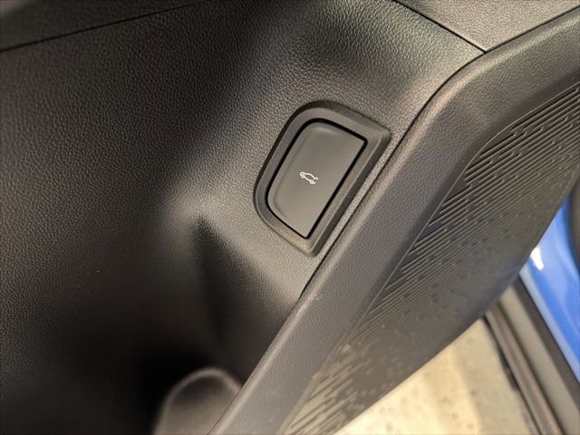 New 2026 GMC Terrain AT4 w/ Convenience Package III AWD/4WD image 22
