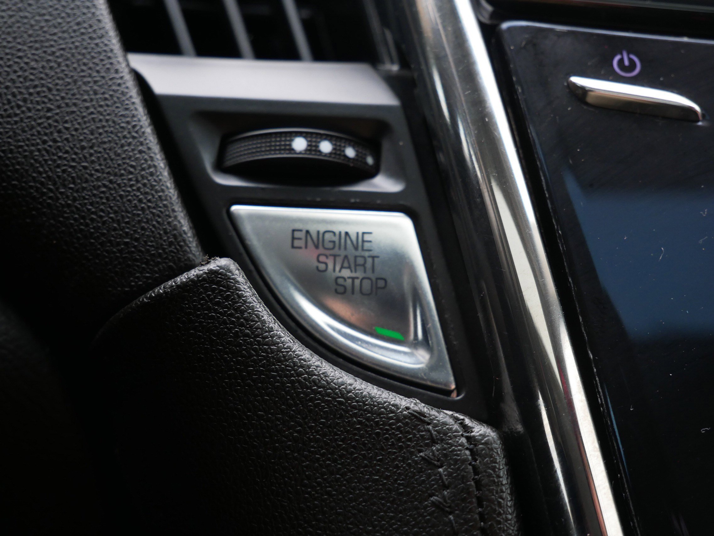 Used 2014 Cadillac ATS Performance image 30