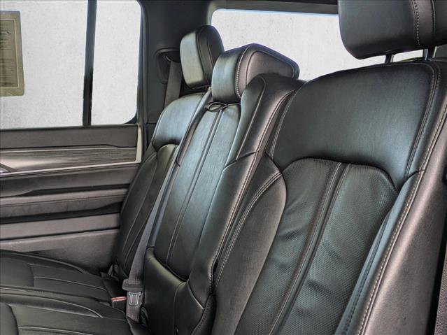 Used 2024 Jeep Wagoneer Series II w/ Flexible Seating Group RWD image 23