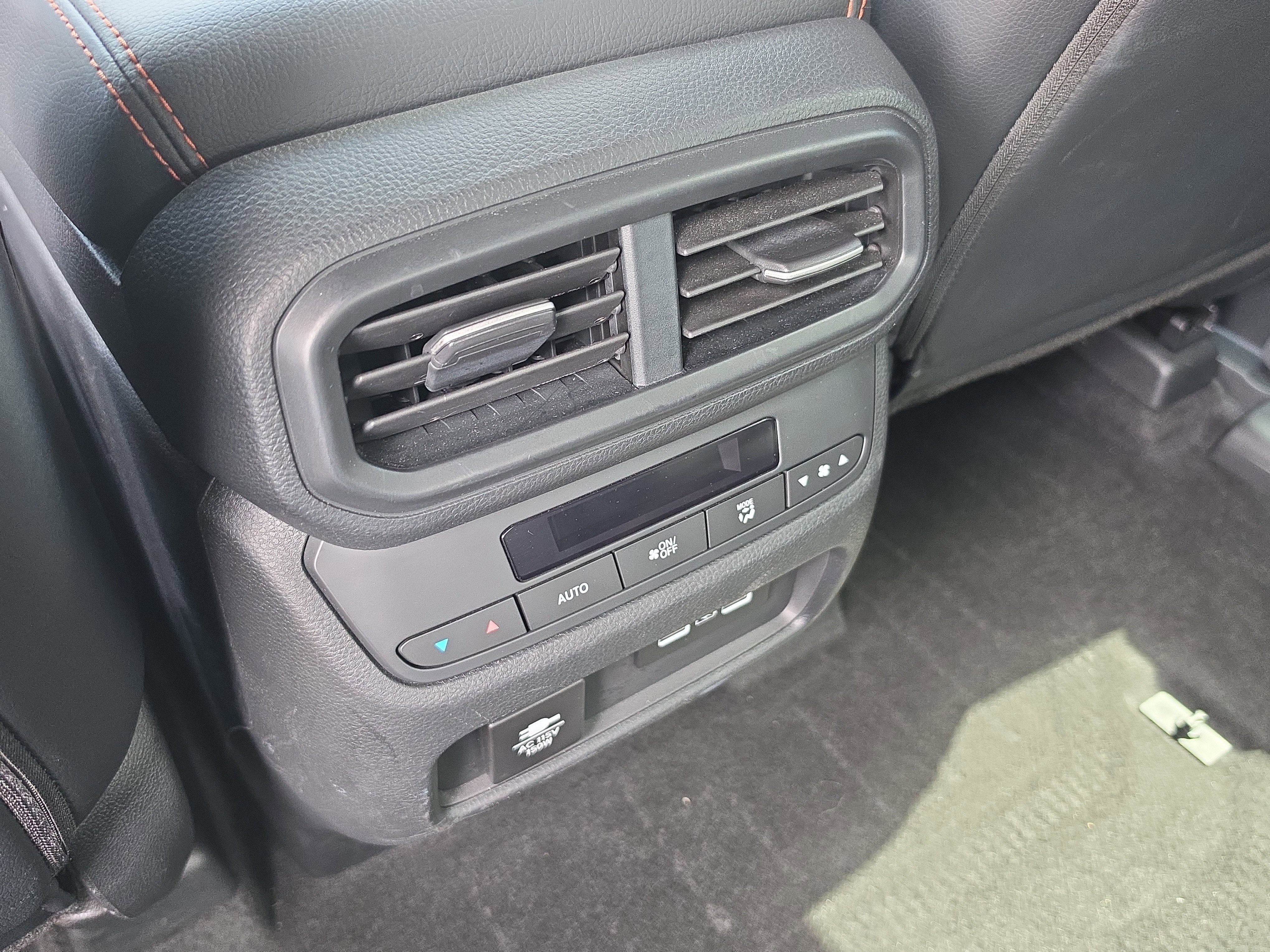 Certified 2023 Honda Pilot TrailSport image 13