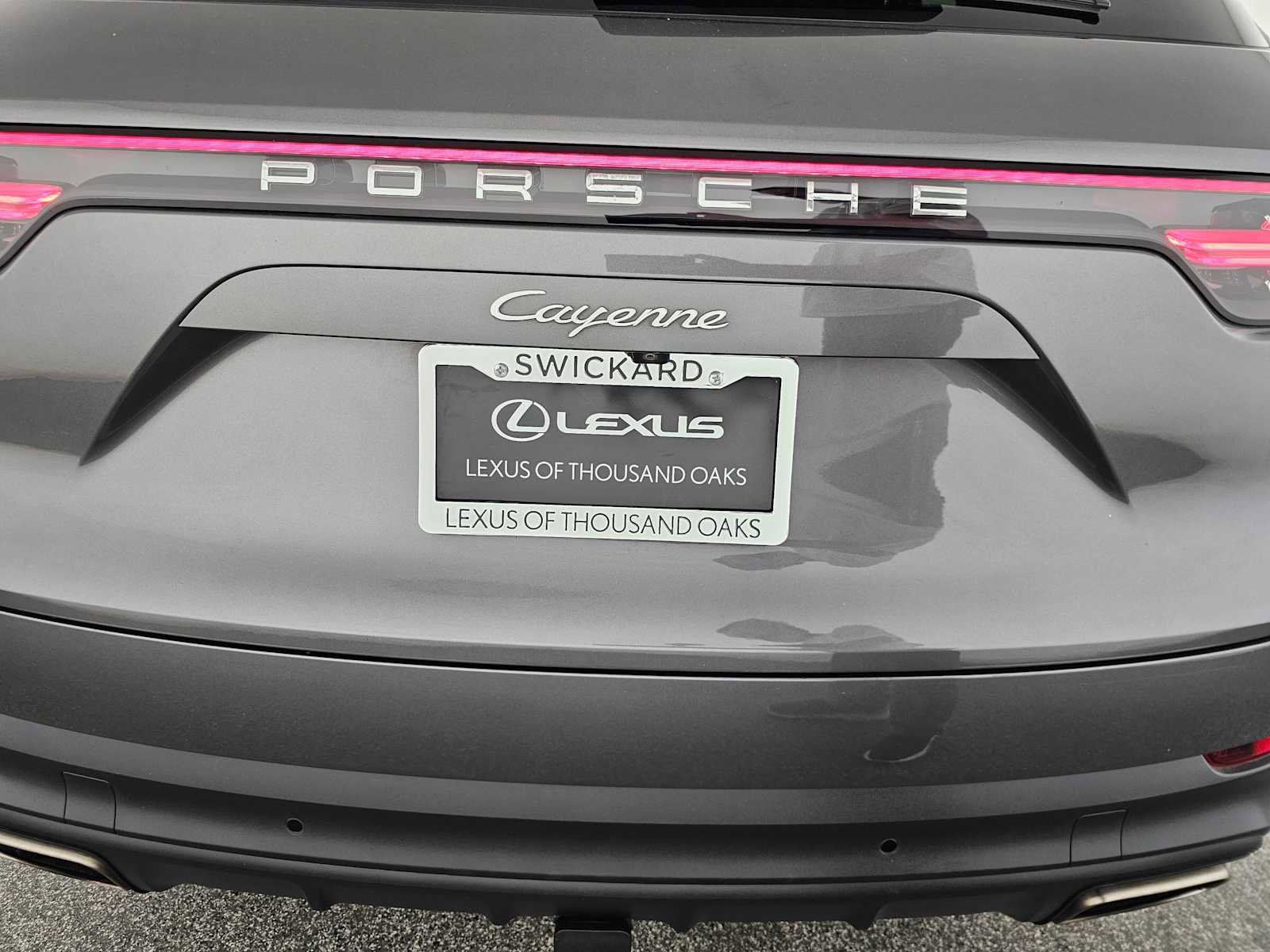 Used 2020 Porsche Cayenne image 13