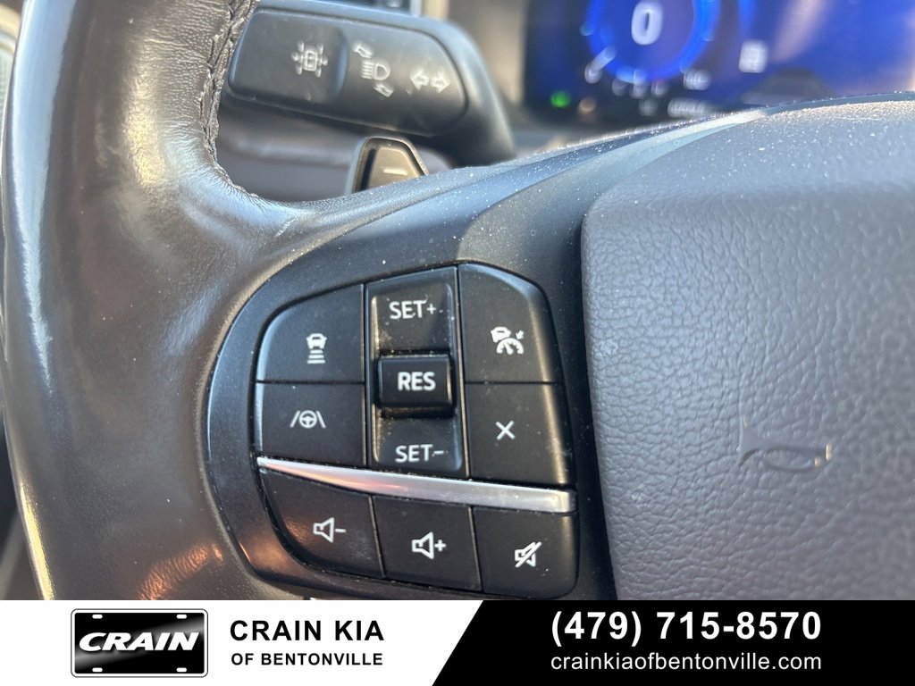 Used 2020 Ford Explorer Platinum w/ Premium Technology Package image 26