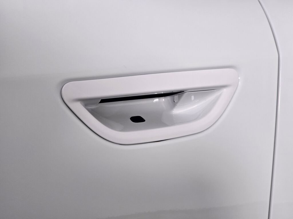 New 2026 Jeep Cherokee Limited image 12