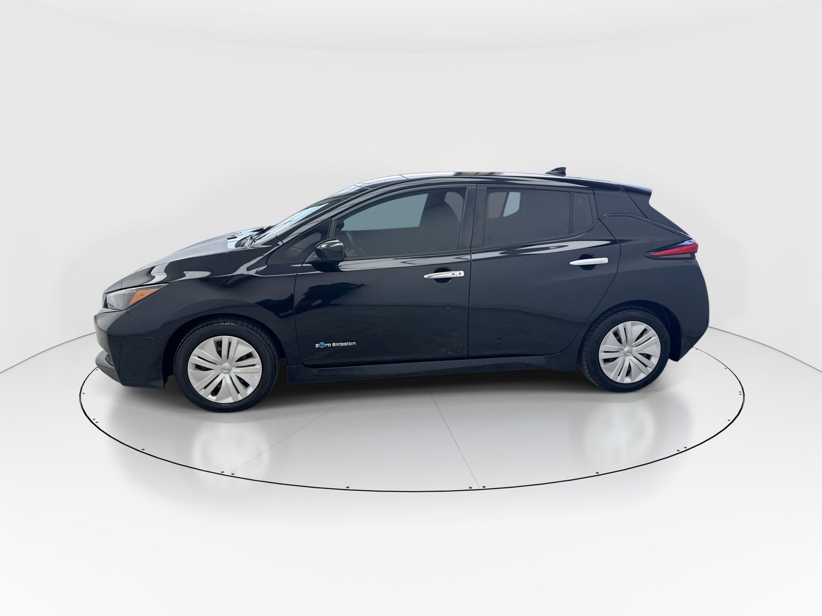 Used 2019 Nissan Leaf S w/ S Charge Package image 5