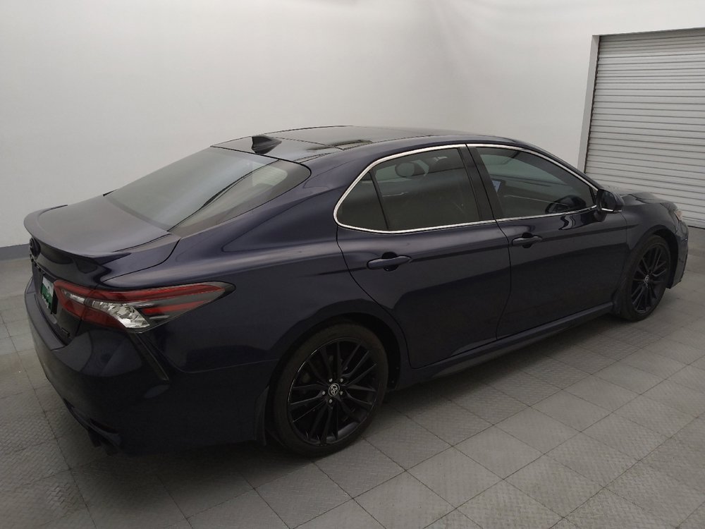 Used 2022 Toyota Camry XSE FWD image 10