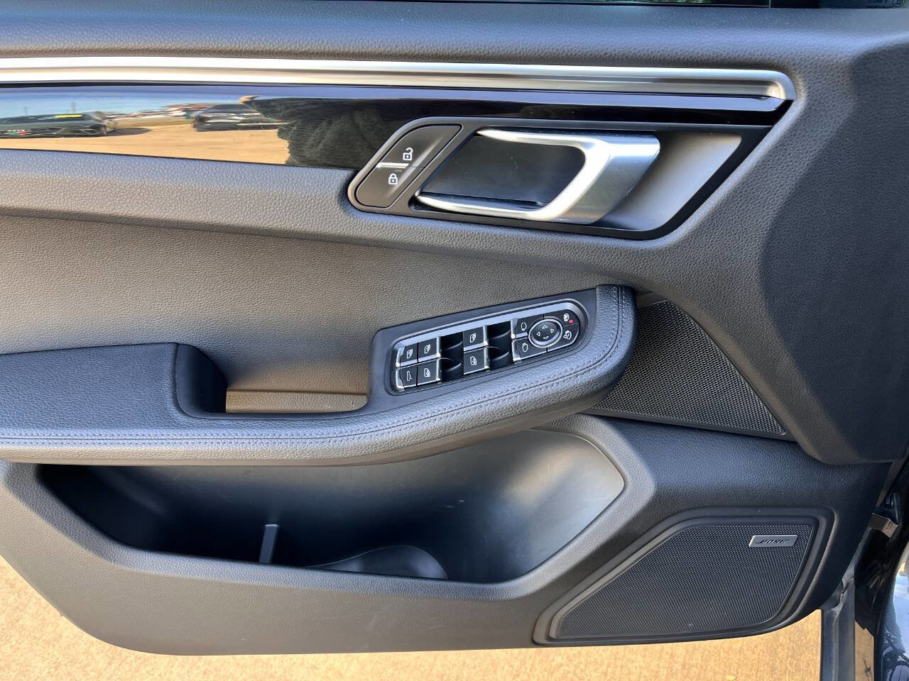 Used 2021 Porsche Macan image 8