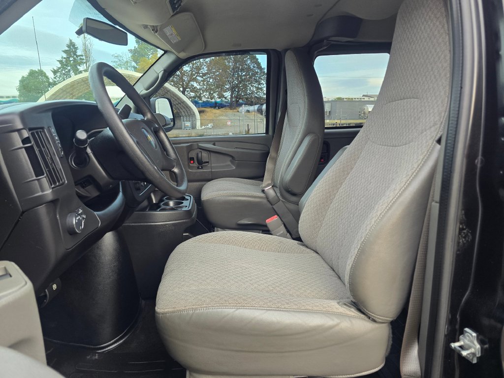 Used 2013 Chevrolet Express 3500 LS w/ Power Package RWD image 10