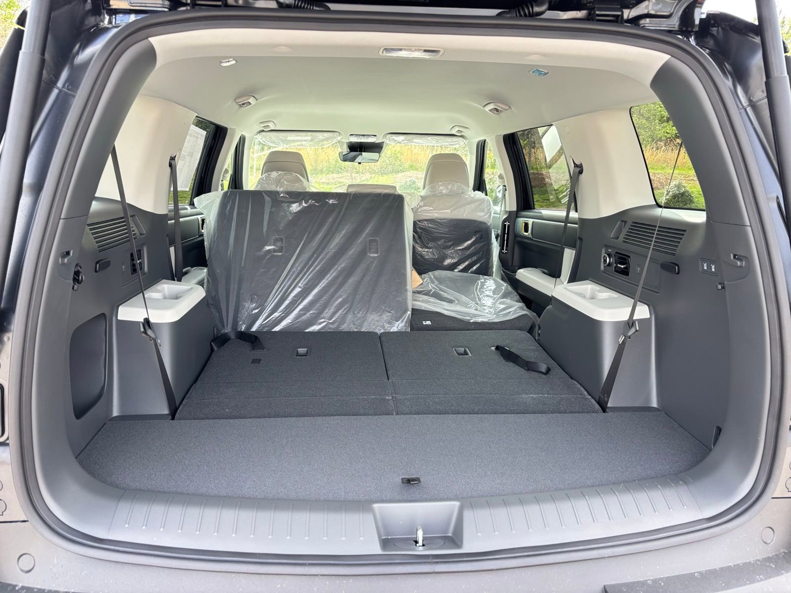 New 2026 Hyundai Santa Fe SEL FWD image 18