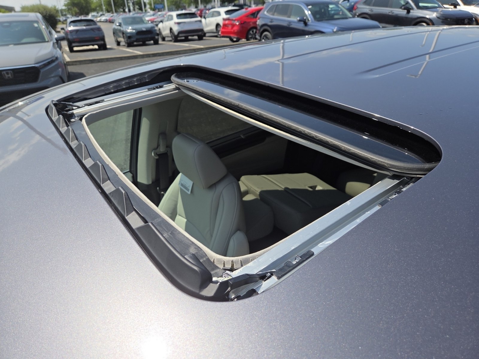 New 2026 Honda Odyssey EX-L image 4