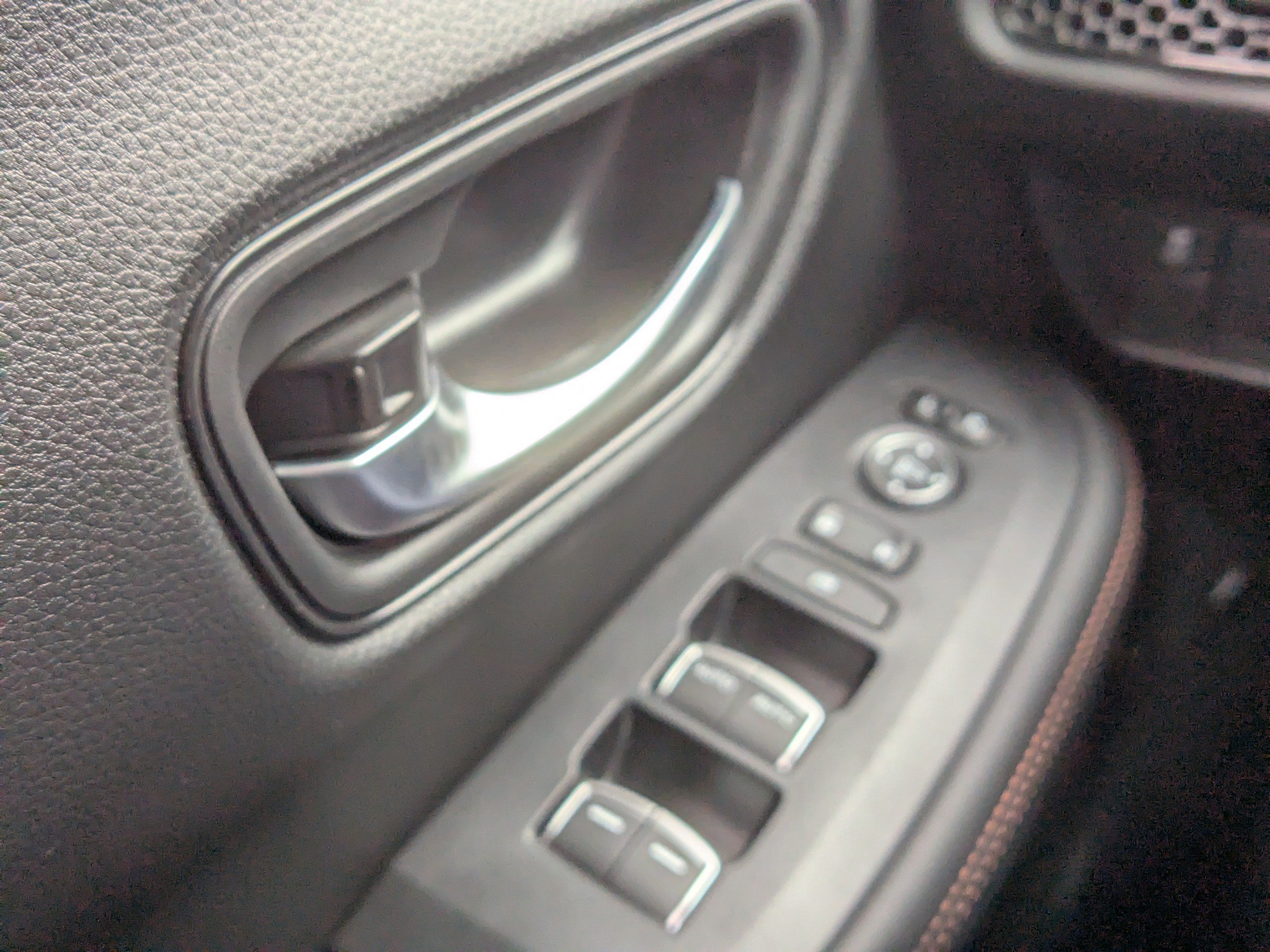 Used 2025 Honda HR-V Sport image 24