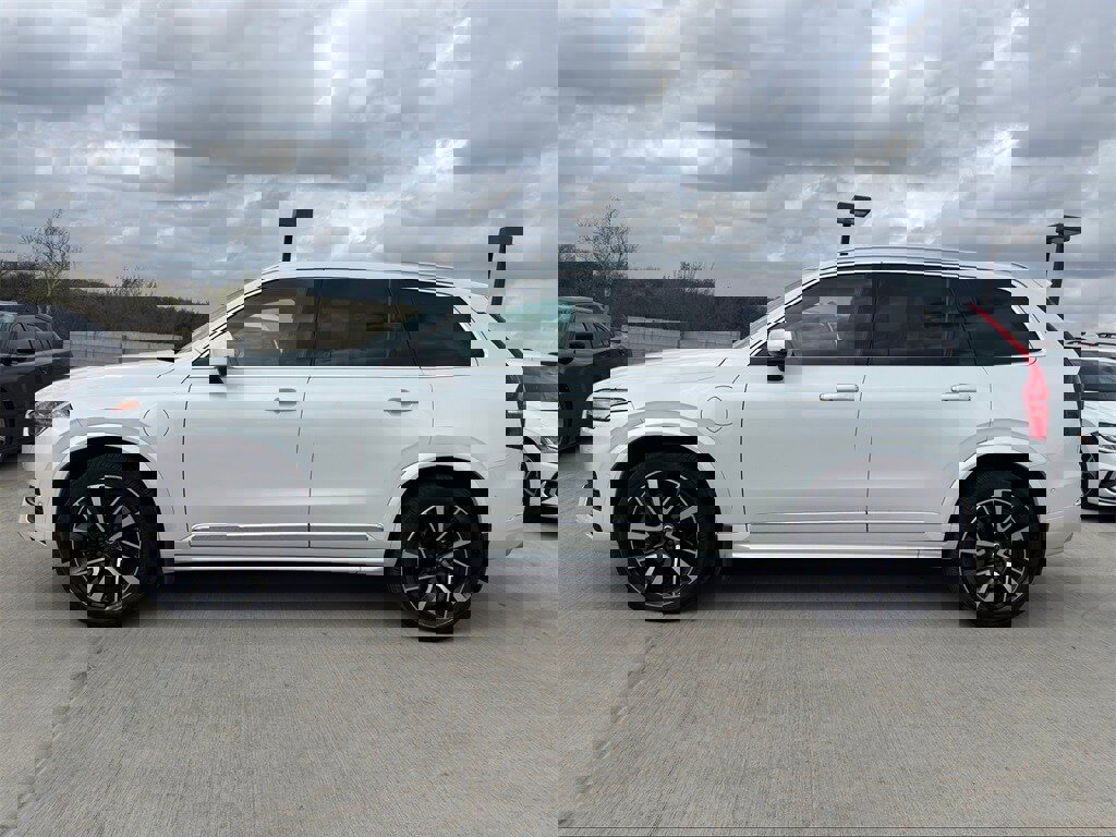 Used 2019 Volvo XC90 T8 Inscription w/ Luxury Package image 8