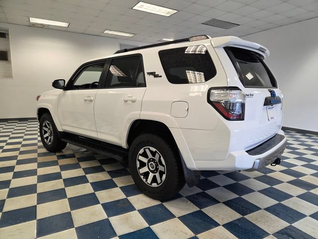 Used 2021 Toyota 4Runner TRD Off-Road AWD/4WD image 5