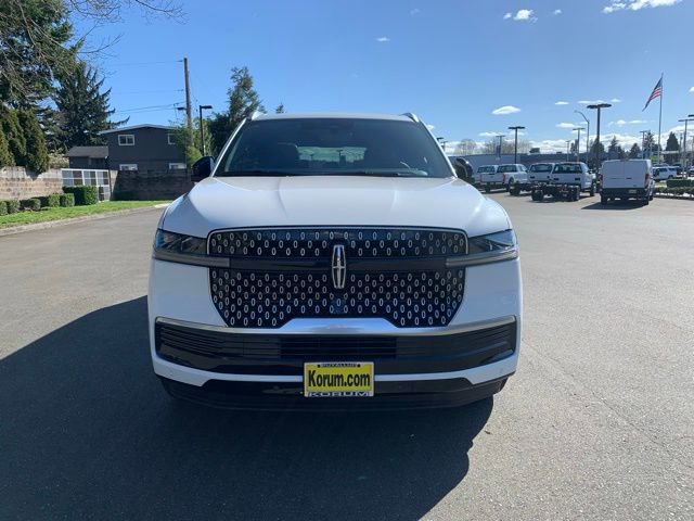 New 2026 Lincoln Navigator Reserve AWD/4WD image 11