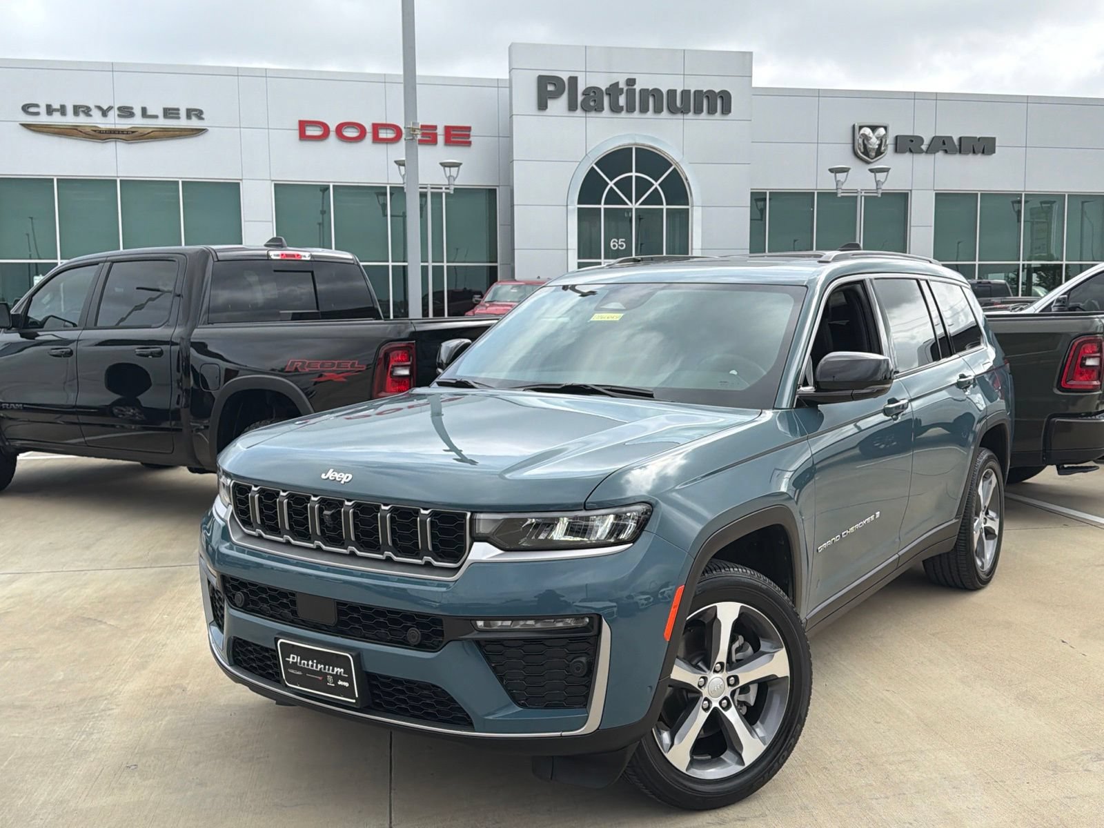 Used 2026 Jeep Grand Cherokee L Limited w/ Luxury Tech Group II RWD 360° Tour