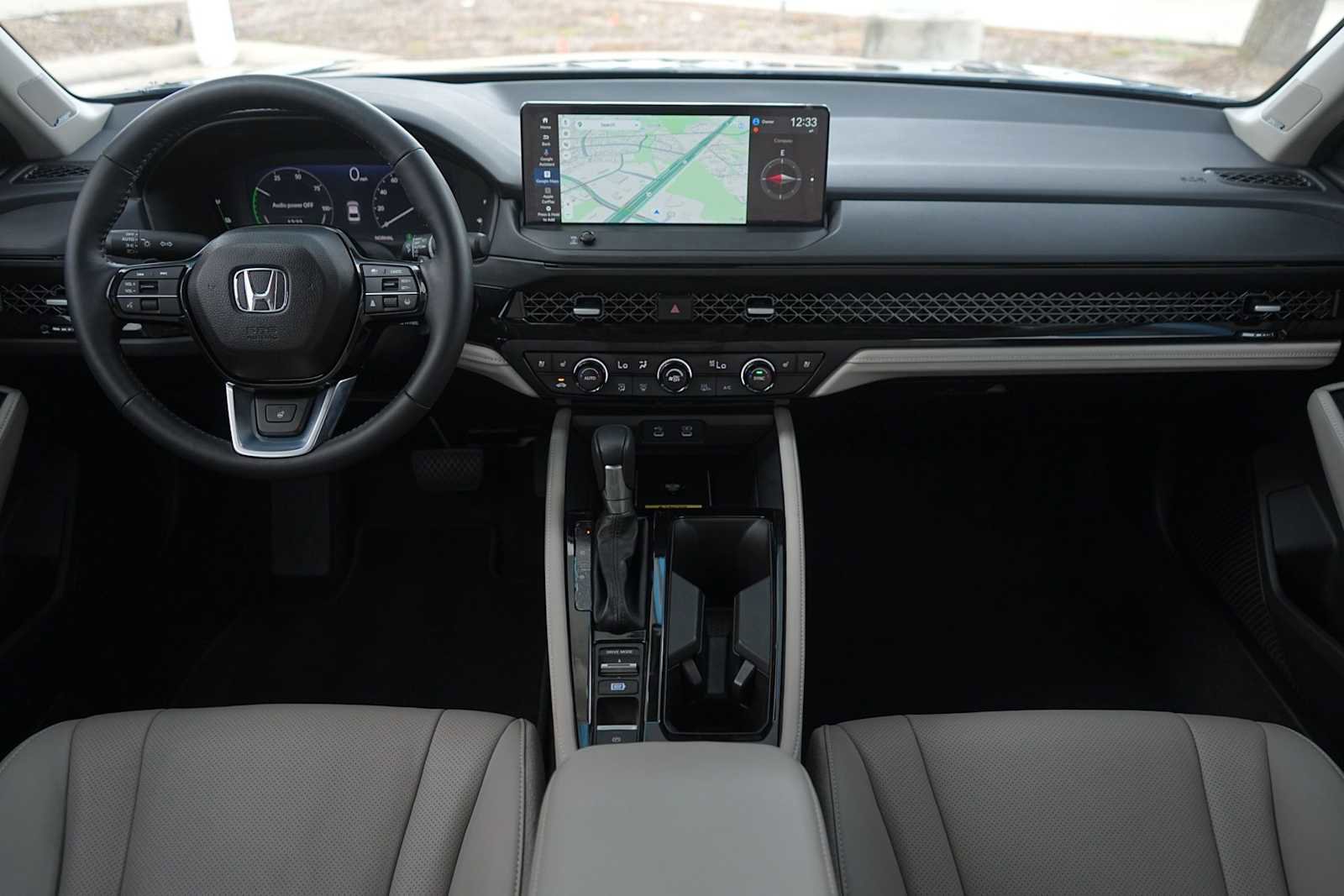 Used 2025 Honda Accord Touring image 10