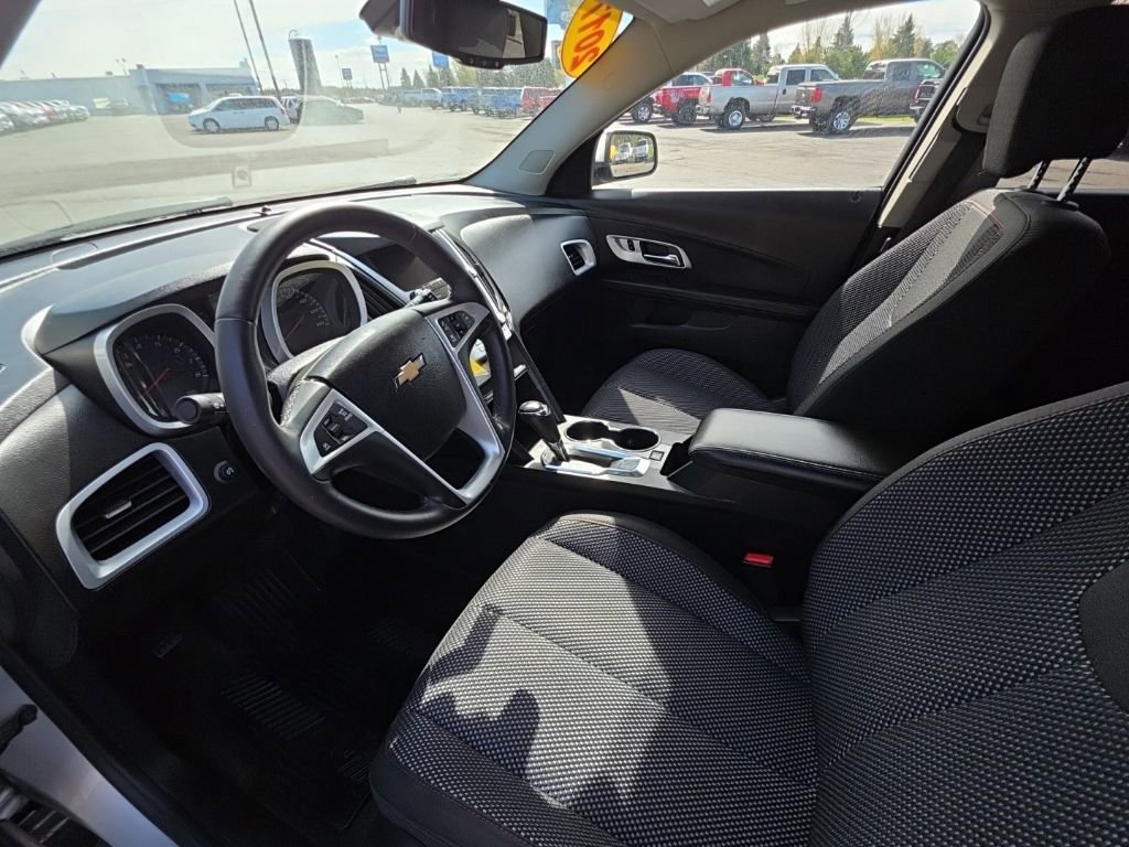 Used 2017 Chevrolet Equinox LT w/ Convenience Package FWD image 15