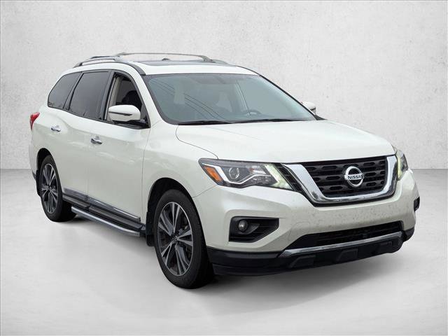 Used 2019 Nissan Pathfinder Platinum w/ Cargo Package image 3