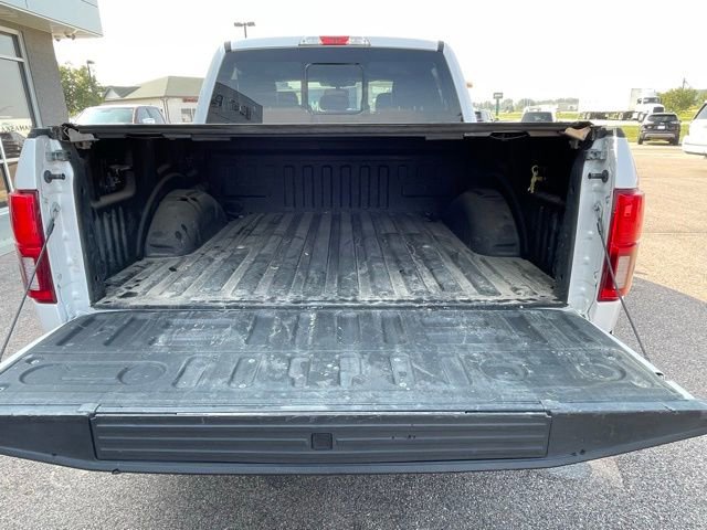 Used 2019 Ford F150 Lariat image 9