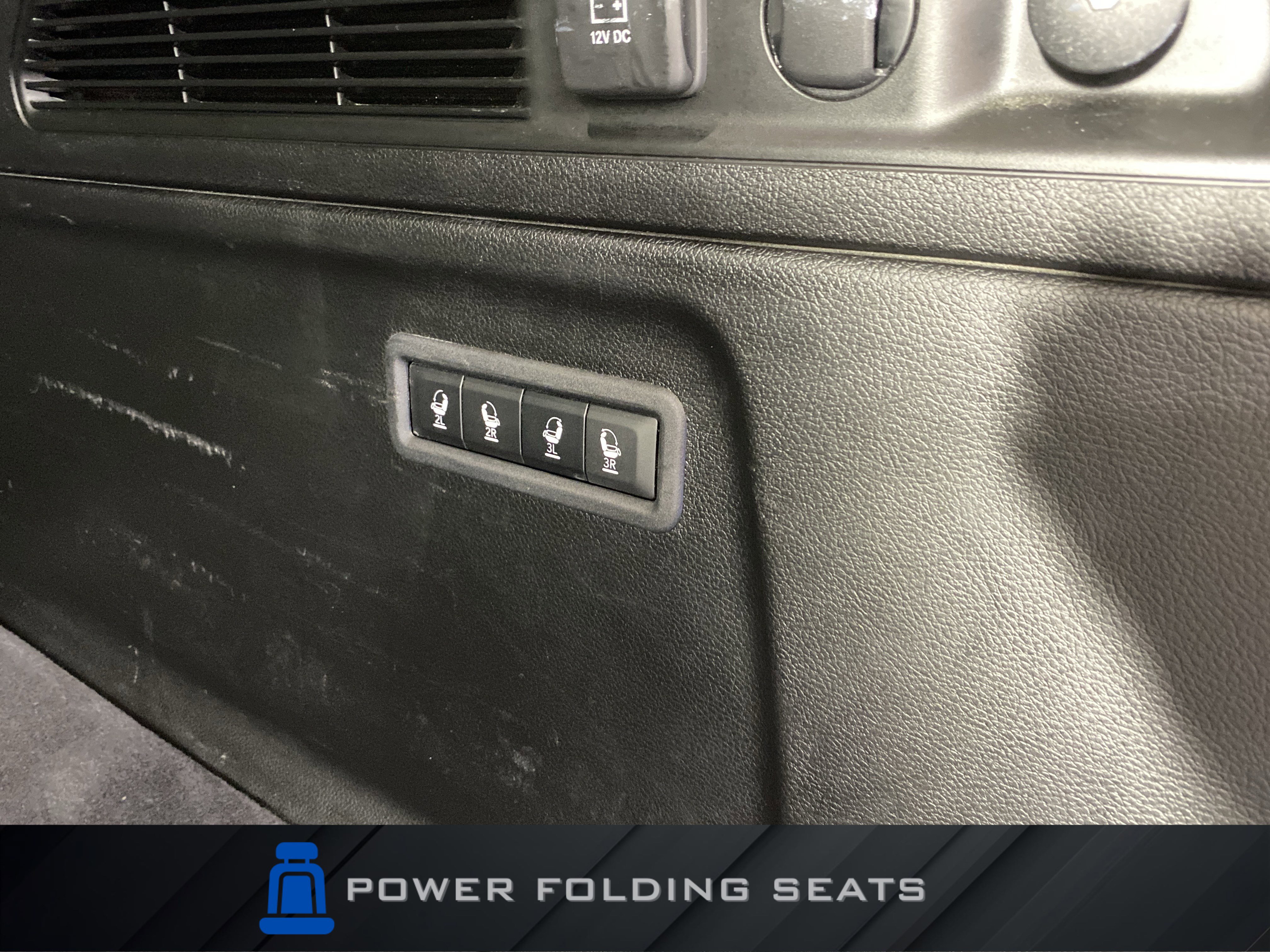 Used 2024 Jeep Wagoneer L Series II w/ Flexible Seating Group image 36