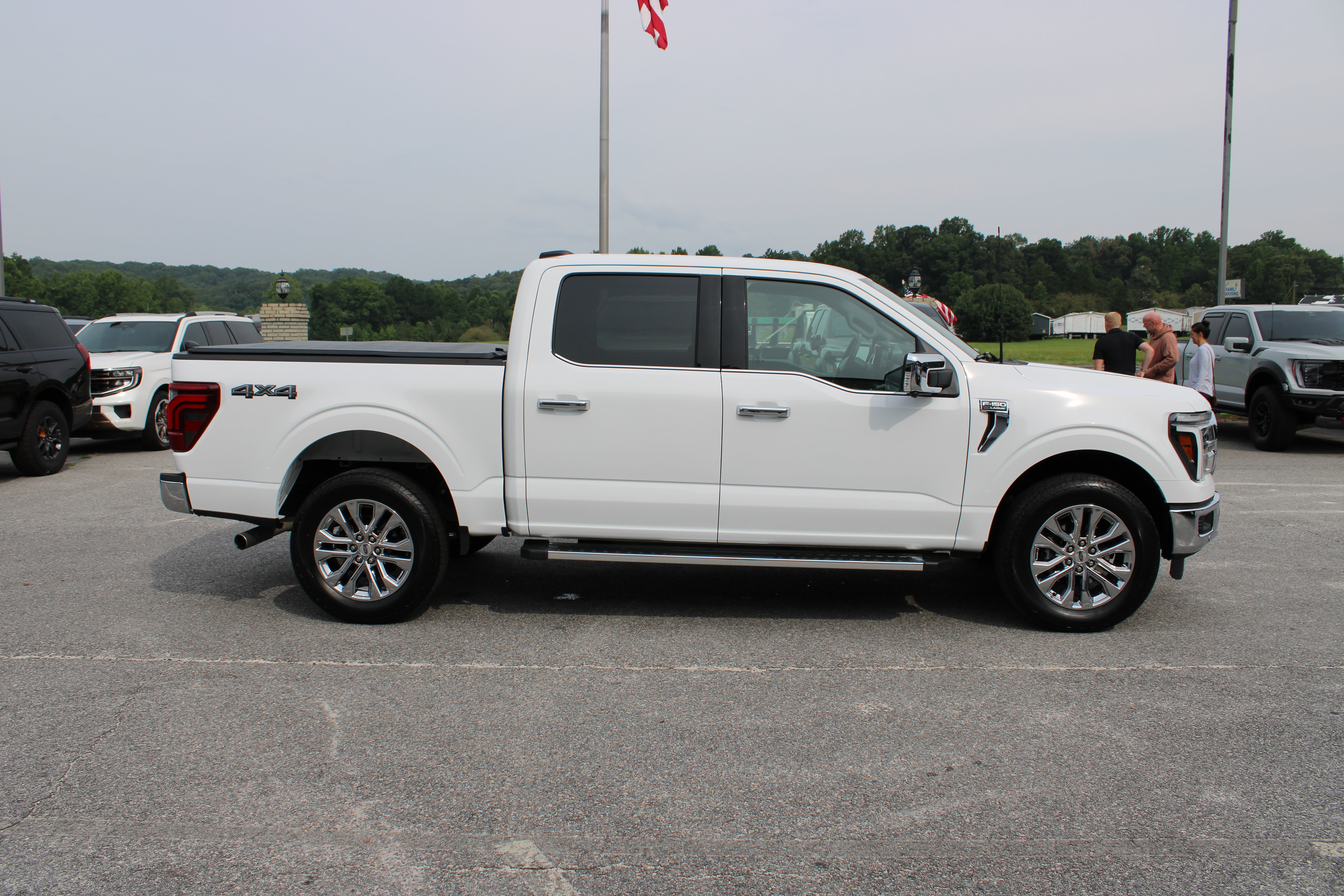 Used 2026 Ford F150 Lariat w/ Equipment Group 501A Mid AWD/4WD image 5