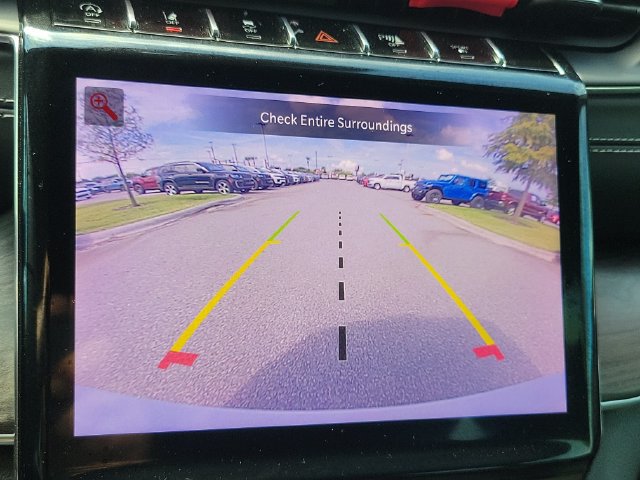 Used 2023 Jeep Grand Cherokee Overland w/ Luxury Tech Group IV RWD image 25