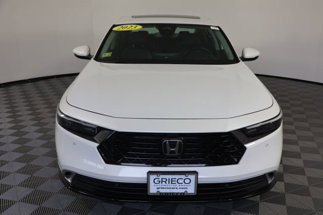 Used 2023 Honda Accord Touring image 3