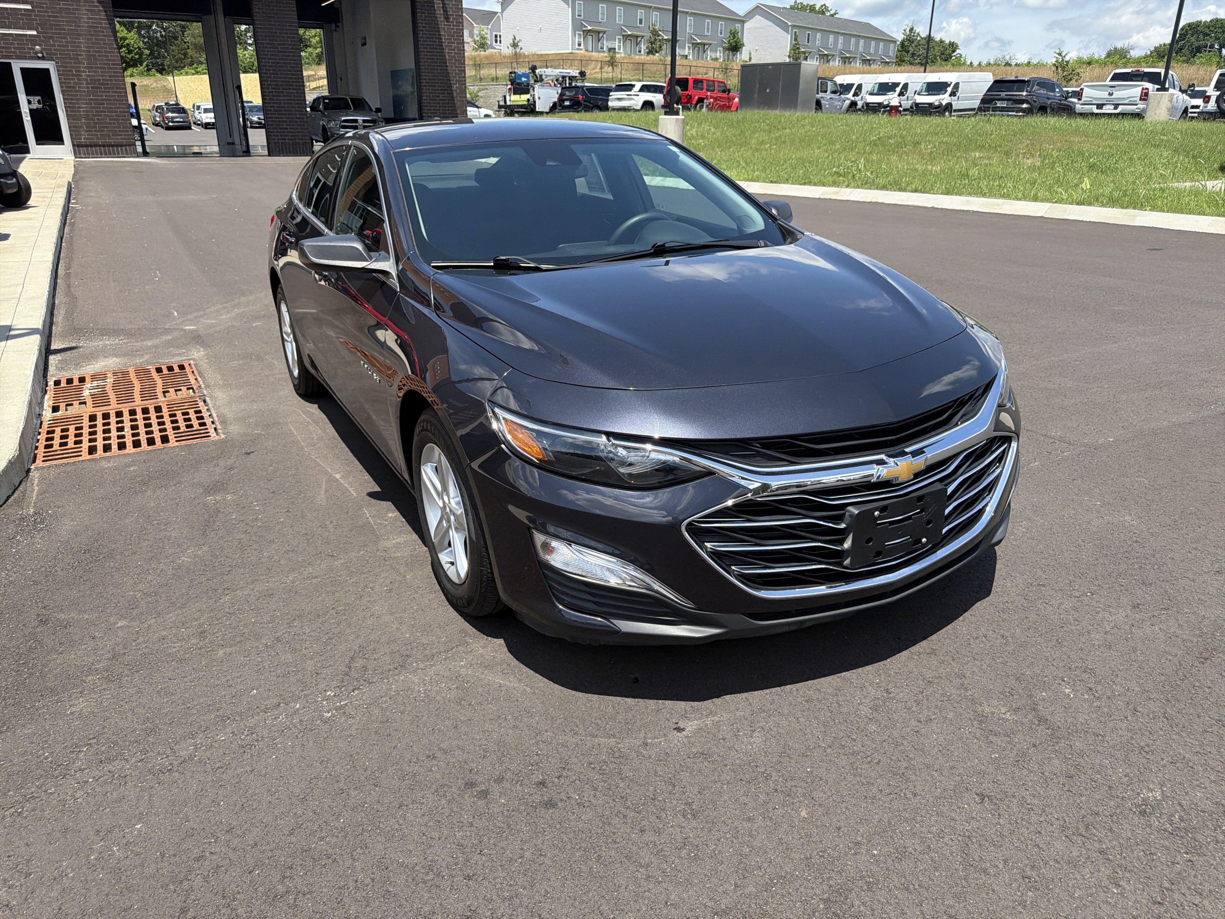 Used 2023 Chevrolet Malibu LS FWD image 5